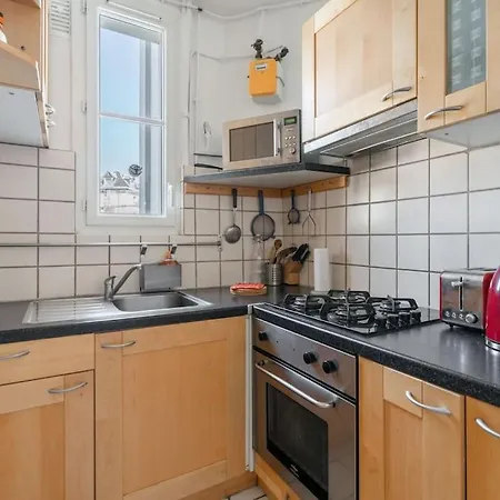 A Cosy 1-bdr In Montparnasse *