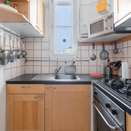 A Cosy 1-bdr In Montparnasse